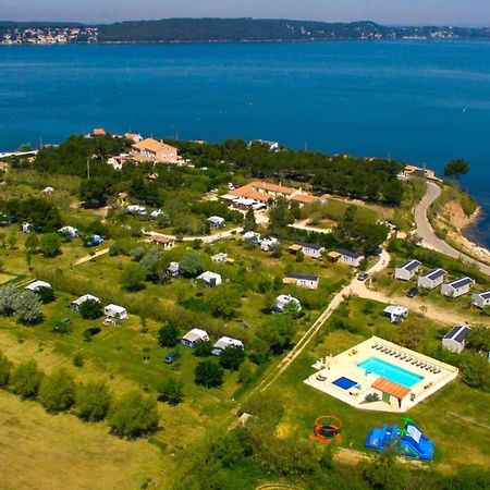Camping Tikayan Felix De La Bastide Saint-Mitre-les-Remparts Luaran gambar